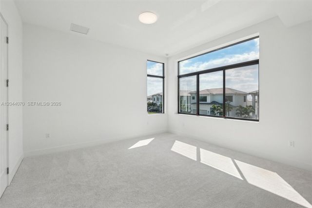 13075 Feathering Way, Palm Beach Gardens, FL 33412
