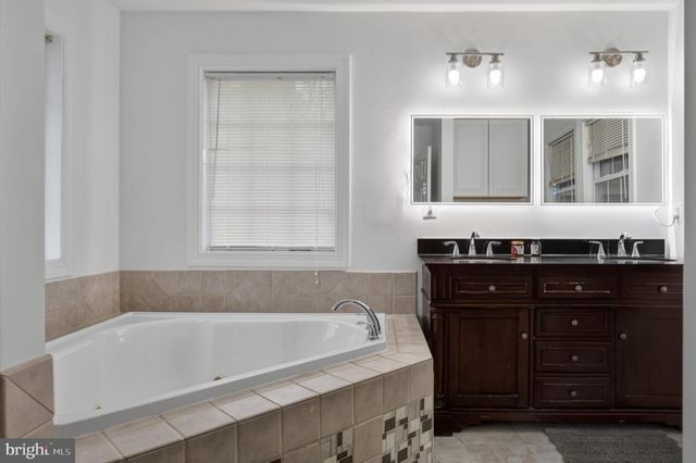 7909 ASHTON ST, Alexandria, VA 22309