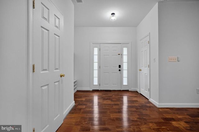 7909 ASHTON ST, Alexandria, VA 22309