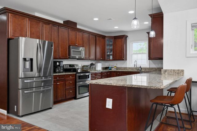 7909 ASHTON ST, Alexandria, VA 22309