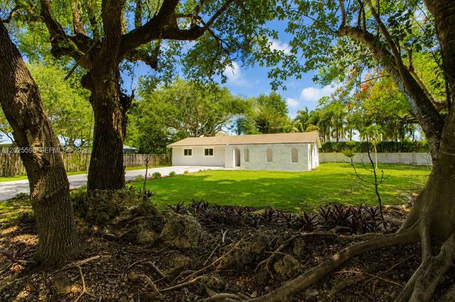 9421 SW 150th Street, Miami, FL 33176