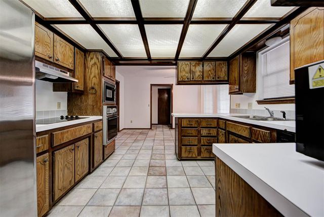 2313 SW 101st Street, Oklahoma City, OK 73159