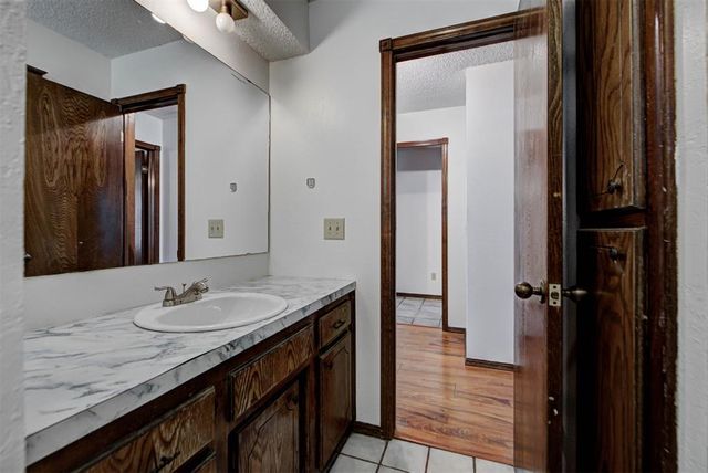 2313 SW 101st Street, Oklahoma City, OK 73159