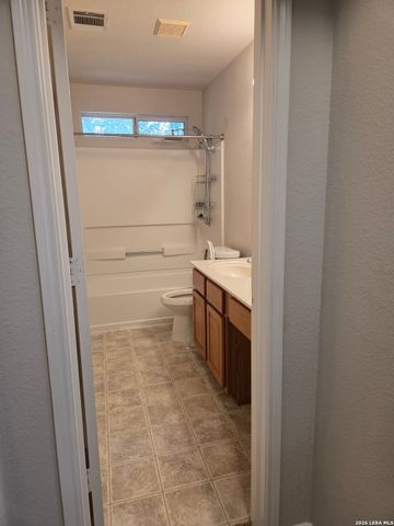 1906 Shoreham, San Antonio, TX 78260