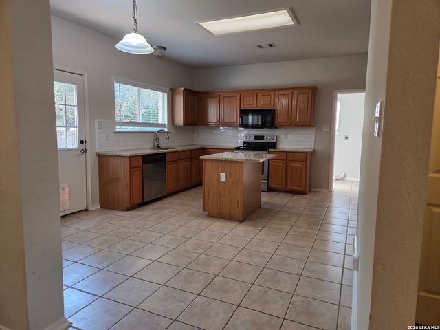 1906 Shoreham, San Antonio, TX 78260