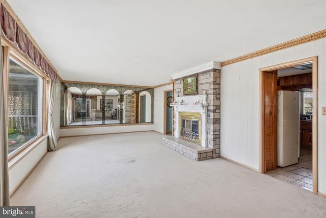 133 CORNWALL AVE, Trenton, NJ 08618