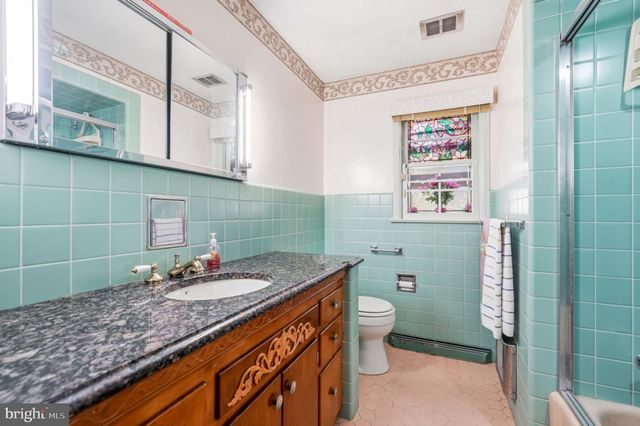 133 CORNWALL AVE, Trenton, NJ 08618