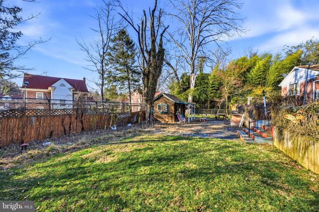 133 CORNWALL AVE, Trenton, NJ 08618