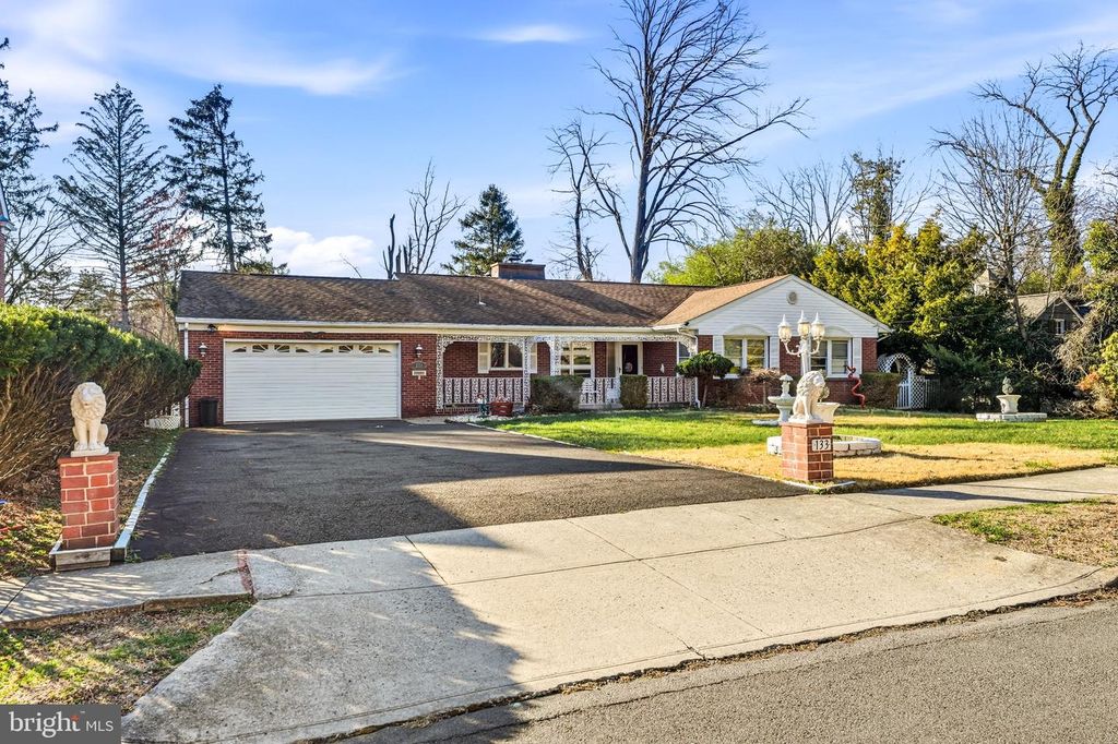 133 CORNWALL AVE, Trenton, NJ 08618