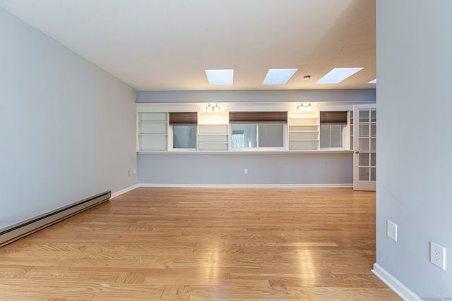 187 Lovers Lane 61, Torrington, CT 06790