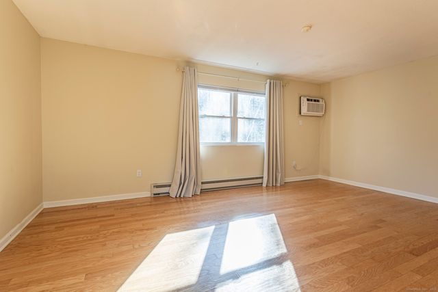 187 Lovers Lane 61, Torrington, CT 06790