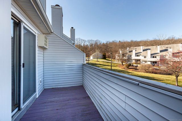 187 Lovers Lane 61, Torrington, CT 06790