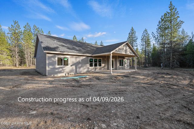 7741 E Howard Rd, Athol, ID 83801