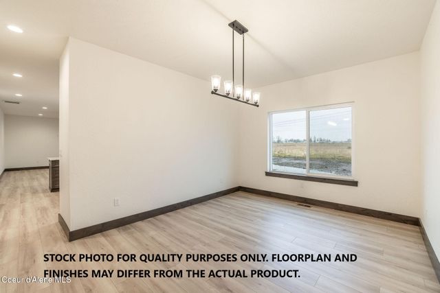 7741 E Howard Rd, Athol, ID 83801