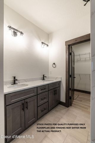 7741 E Howard Rd, Athol, ID 83801