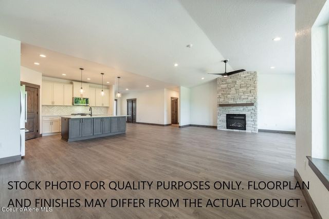 7741 E Howard Rd, Athol, ID 83801