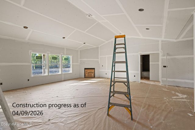 7741 E Howard Rd, Athol, ID 83801