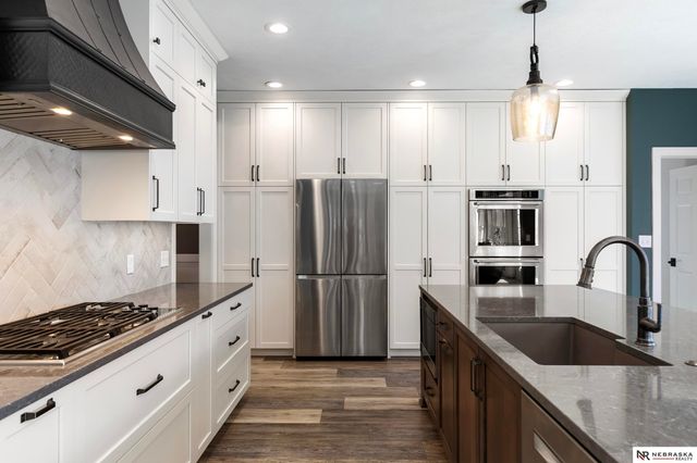 7907 Nob Hill Road, Lincoln, NE 68516