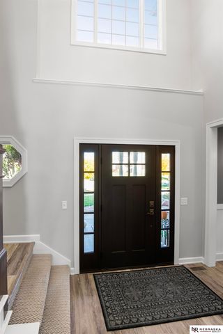 7907 Nob Hill Road, Lincoln, NE 68516