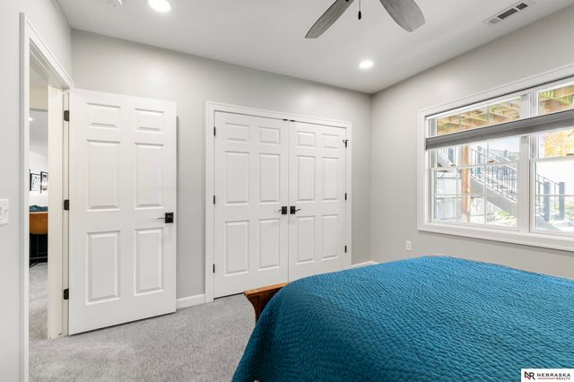 7907 Nob Hill Road, Lincoln, NE 68516