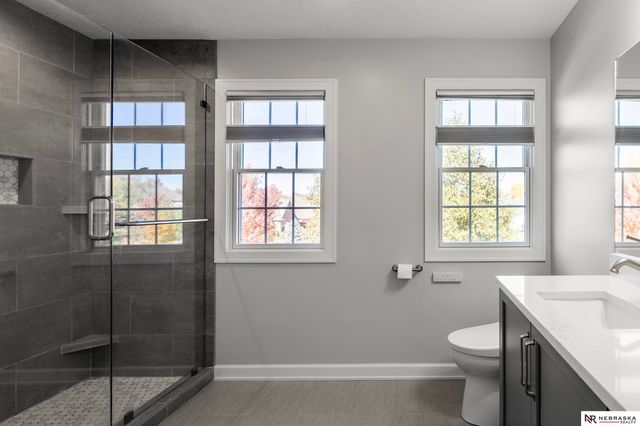 7907 Nob Hill Road, Lincoln, NE 68516