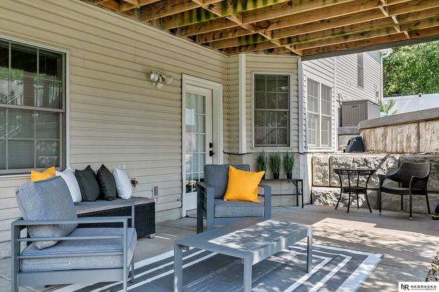 7907 Nob Hill Road, Lincoln, NE 68516