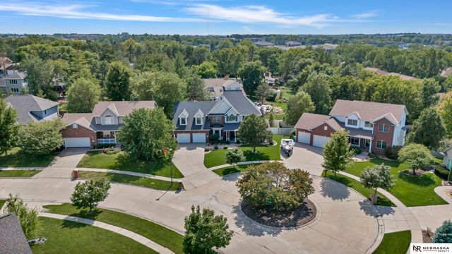 7907 Nob Hill Road, Lincoln, NE 68516