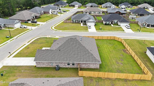13913 Ruby Lane, Biloxi, MS 39532