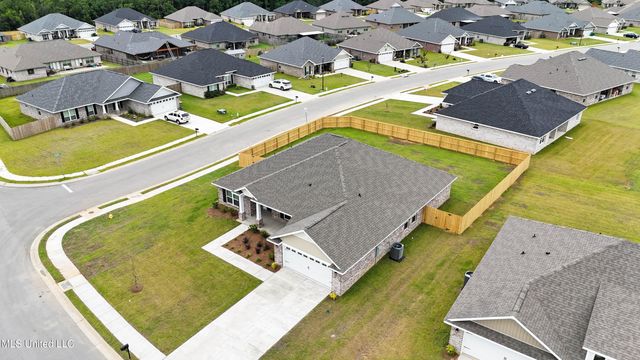 13913 Ruby Lane, Biloxi, MS 39532