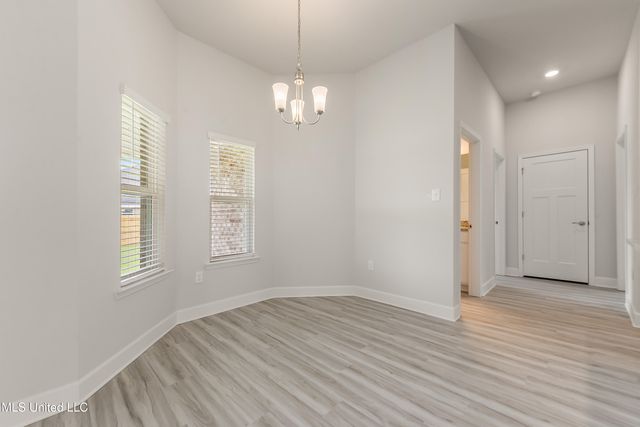 13913 Ruby Lane, Biloxi, MS 39532