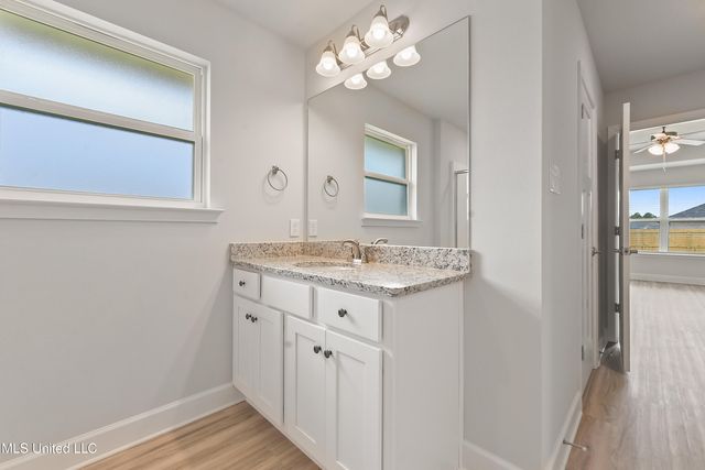 13913 Ruby Lane, Biloxi, MS 39532