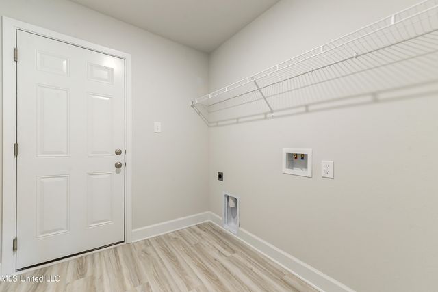 13913 Ruby Lane, Biloxi, MS 39532