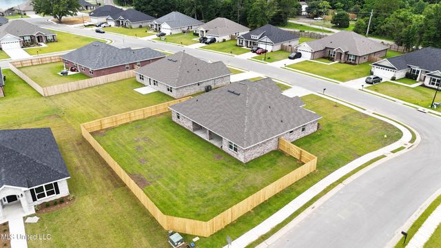 13913 Ruby Lane, Biloxi, MS 39532