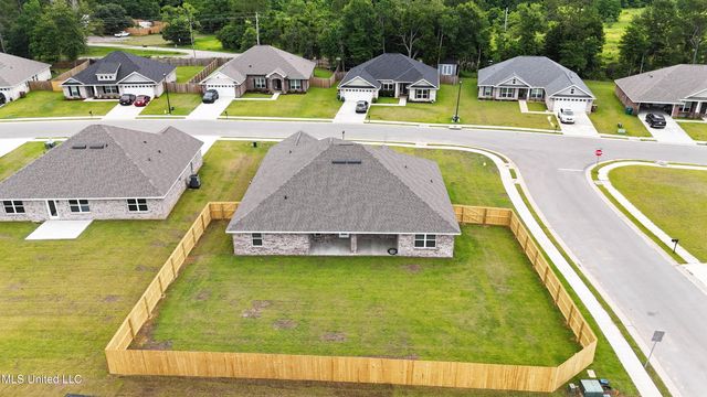 13913 Ruby Lane, Biloxi, MS 39532