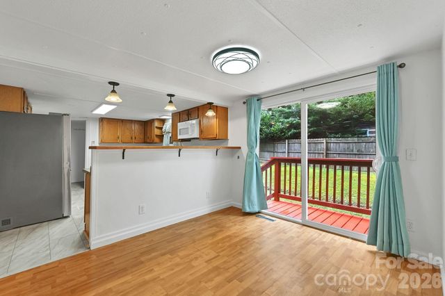 10 Canyon Cove, Candler, NC 28715