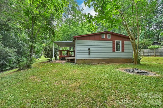 10 Canyon Cove, Candler, NC 28715