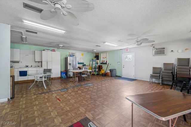 4630 Palm Beach BLVD, Fort Myers, FL 33905