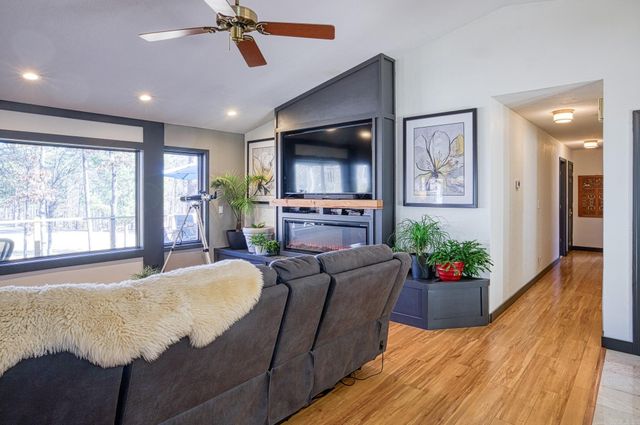 32 Doscientos Circle, Hot Springs Village, AR 71909