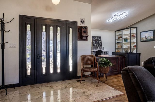 32 Doscientos Circle, Hot Springs Village, AR 71909