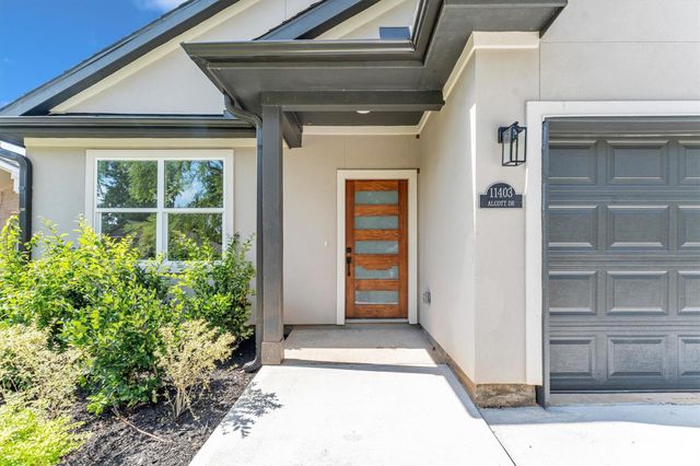 11403 Alcott Drive, Montgomery, TX 77356