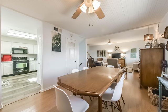 1236 Sailfish Street, Bayou Vista, TX 77563