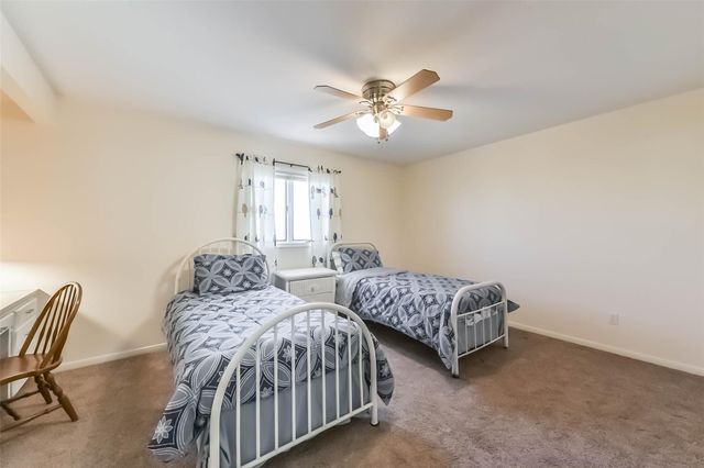 1236 Sailfish Street, Bayou Vista, TX 77563