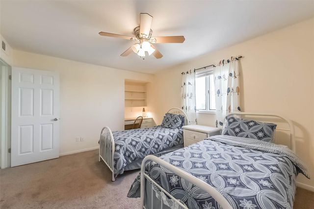 1236 Sailfish Street, Bayou Vista, TX 77563