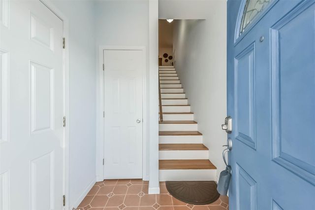 1236 Sailfish Street, Bayou Vista, TX 77563