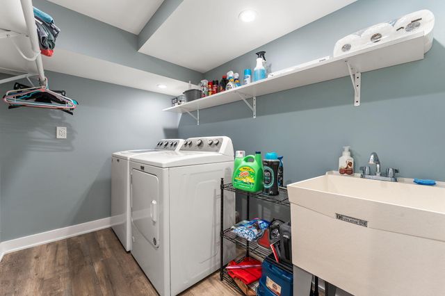 3036 99th Street, Highland, IN 46322