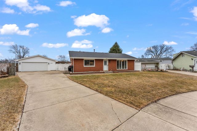3036 99th Street, Highland, IN 46322