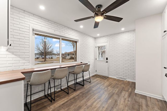 3036 99th Street, Highland, IN 46322