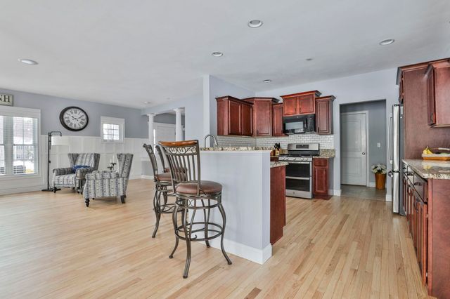 72 Jenkins Farm Road, Chester, NH 03036