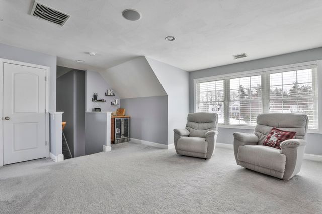 72 Jenkins Farm Road, Chester, NH 03036