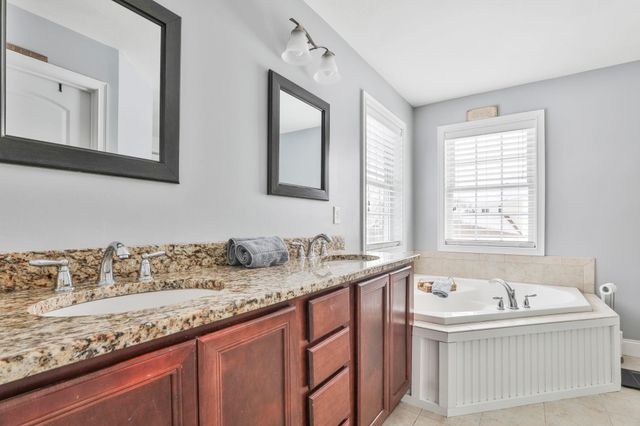 72 Jenkins Farm Road, Chester, NH 03036